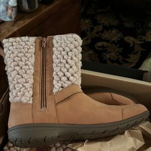 Merrell Tan Winter Boots with Knitted Upper